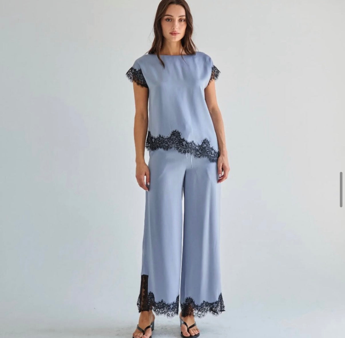 Lena blue lace set